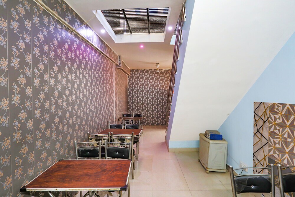 Канпур: Fabhotel Occazia Palace
