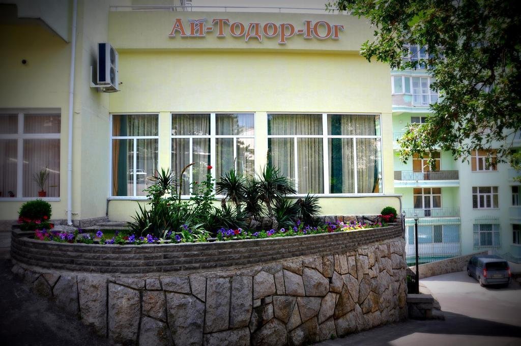 Гаспра: Пансионат Ай Тодор Юг
