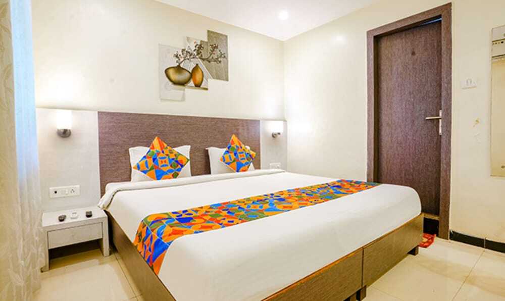 Fabexpress Baramati Stays — фото 5