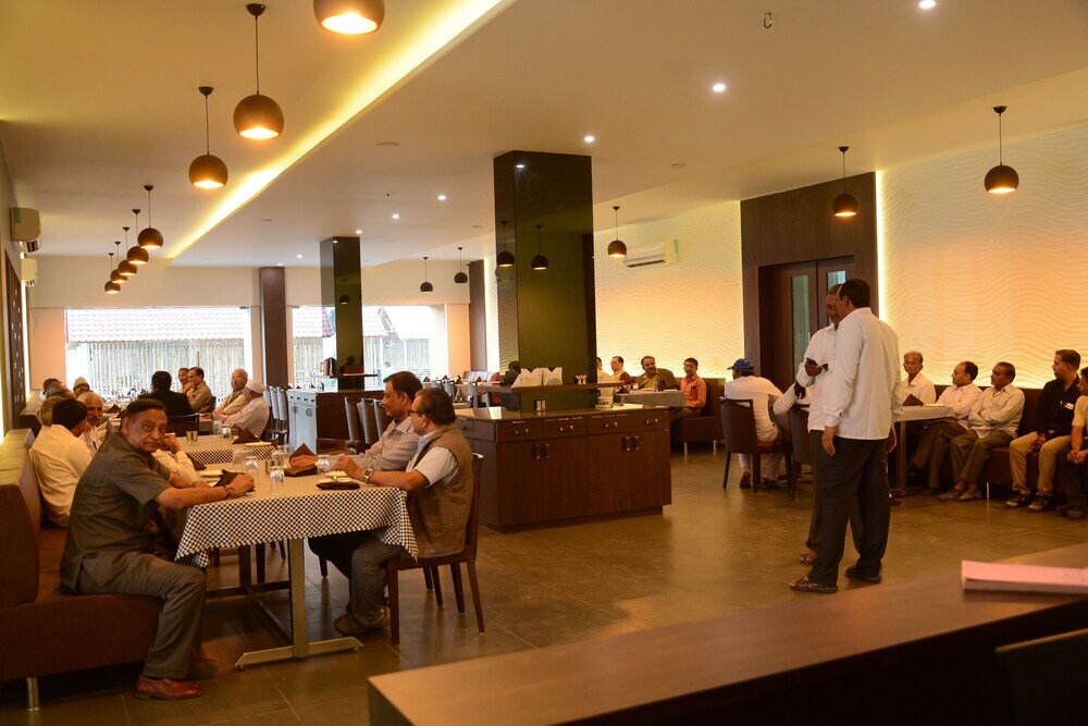Сомнатх: Pride Divine Resort Somnath