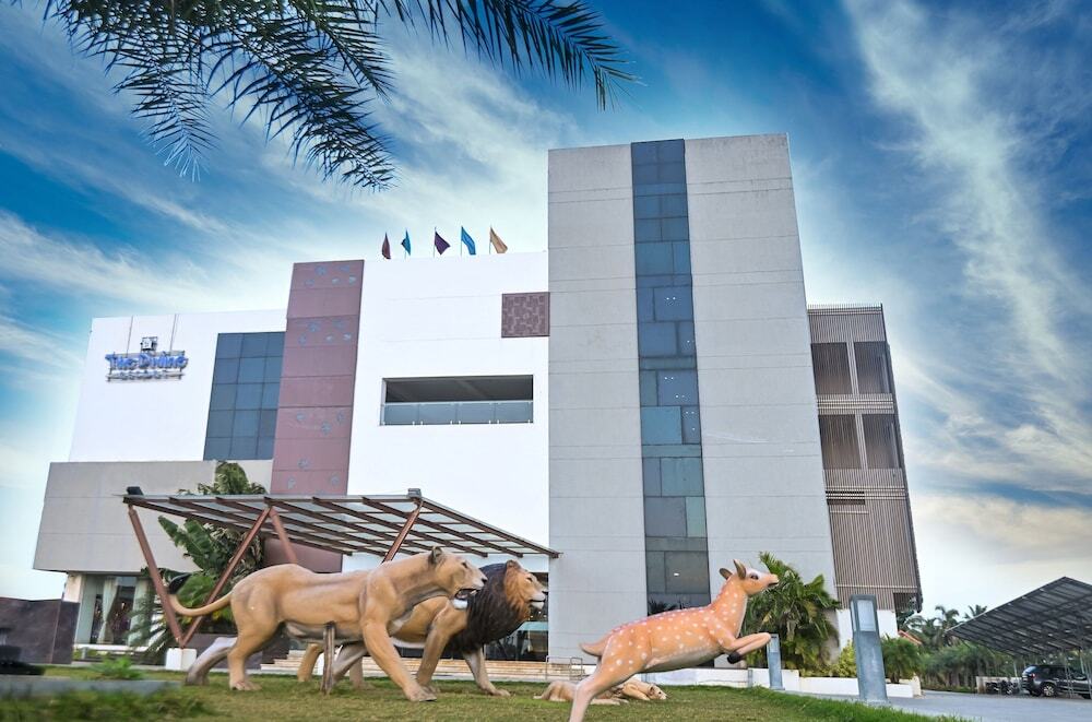 Сомнатх: Pride Divine Resort Somnath