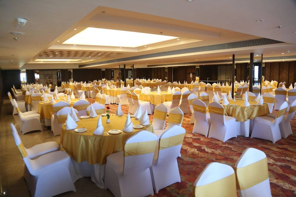 Джаландхар: Golden Tulip Jalandhar