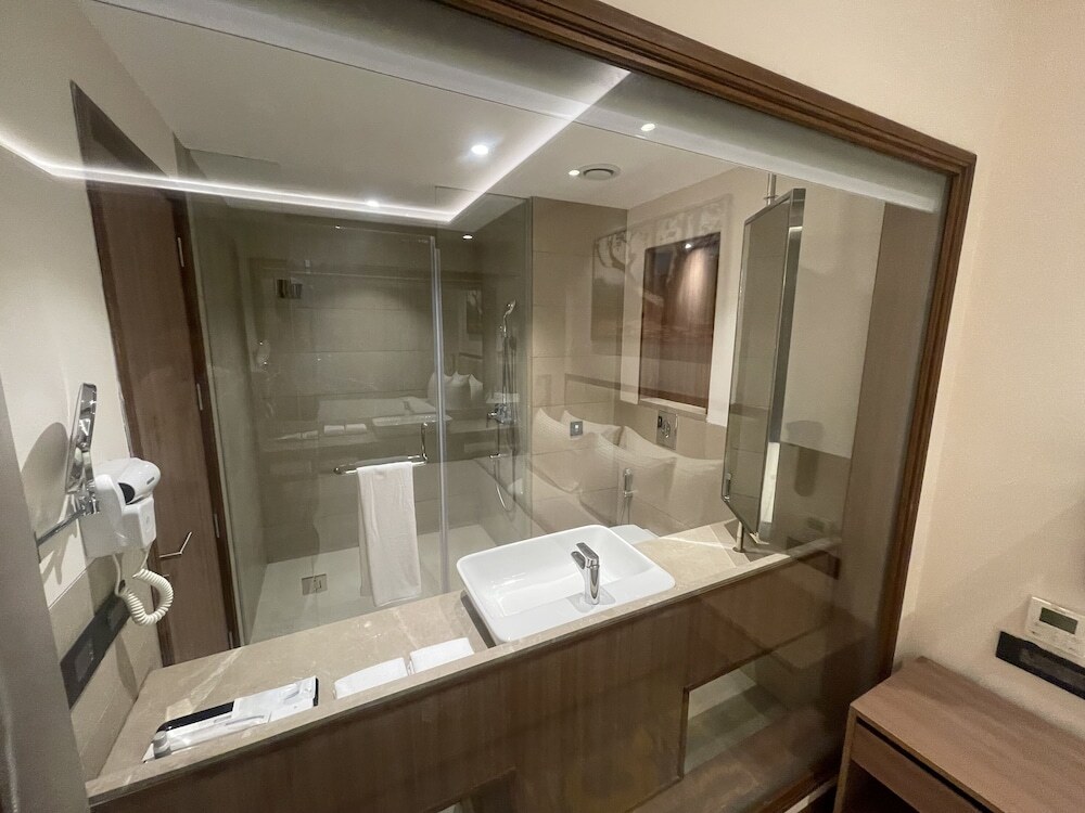 Джаландхар: Golden Tulip Jalandhar