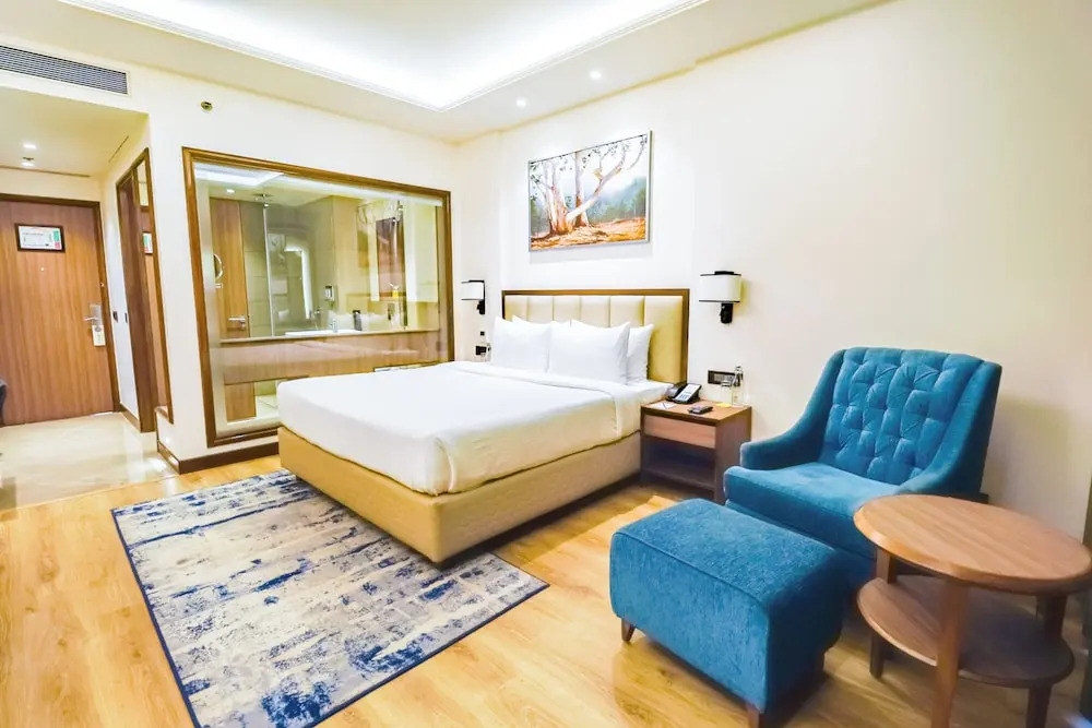Джаландхар: Golden Tulip Jalandhar