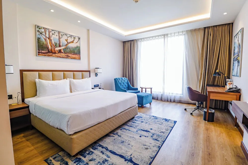 Джаландхар: Golden Tulip Jalandhar