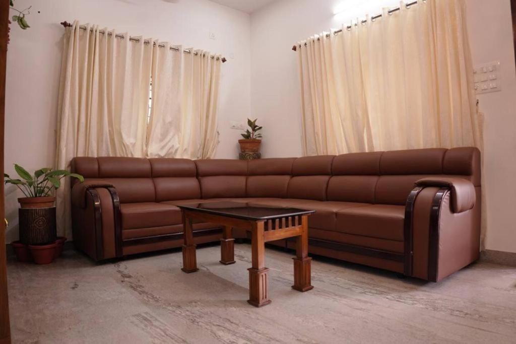 Вайпин: Beautiful 2-bed Apartment in Ernakulam
