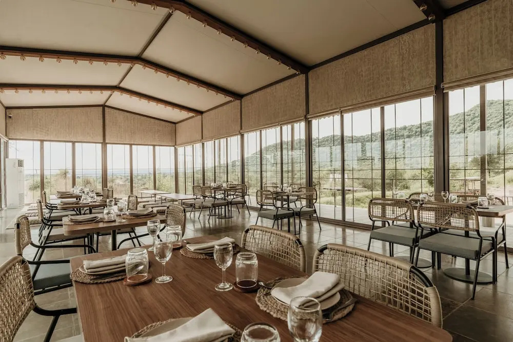 Ачрол: Teela The Glamping Resort
