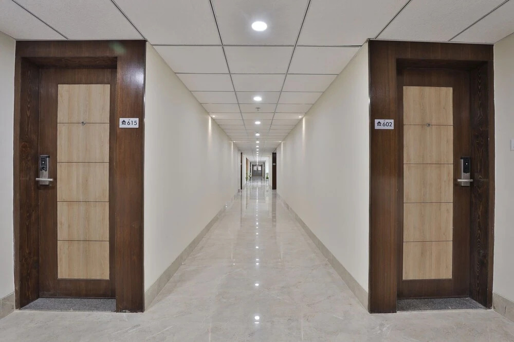 Вадодара: hotel monville