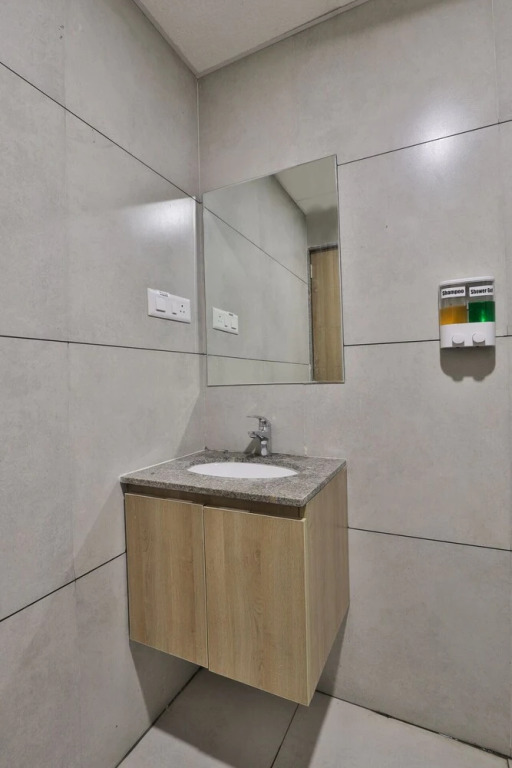 Вадодара: hotel monville