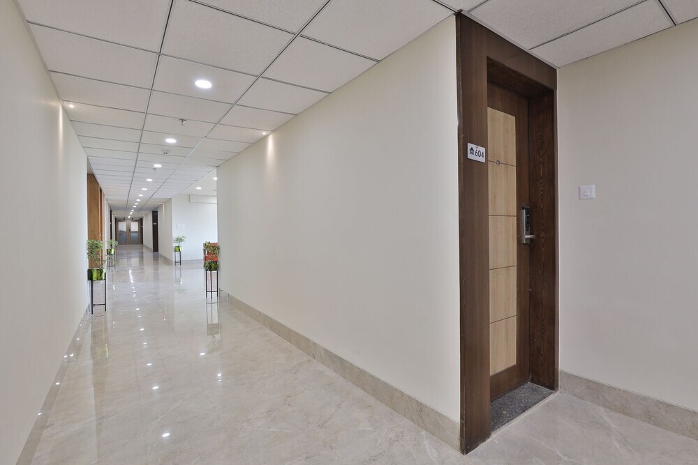 Вадодара: hotel monville