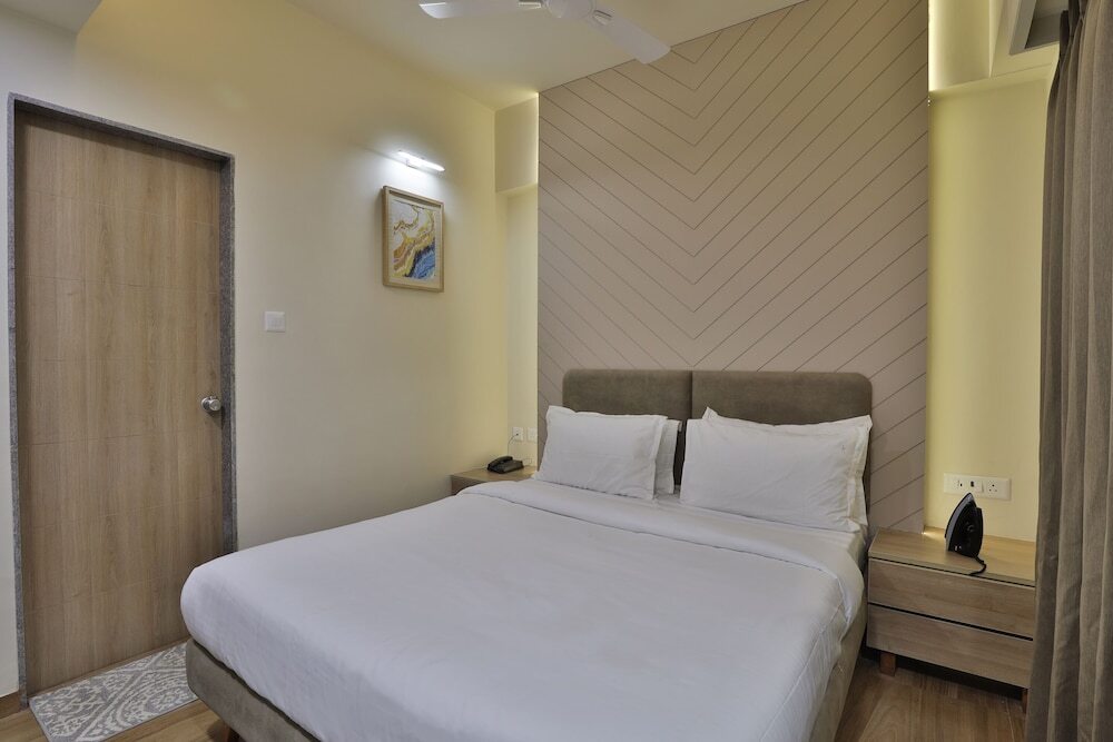 Вадодара: hotel monville