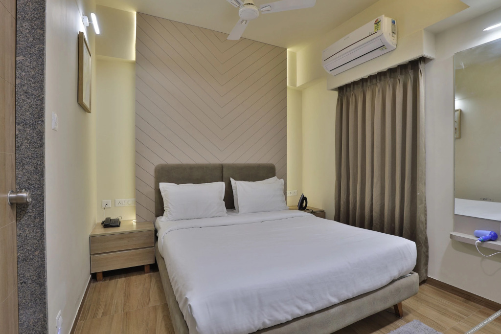 Вадодара: hotel monville