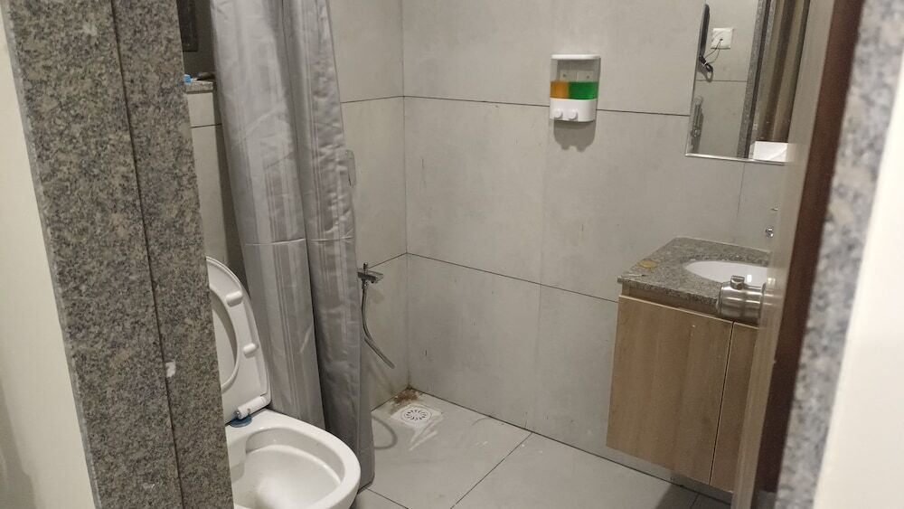 Вадодара: hotel monville
