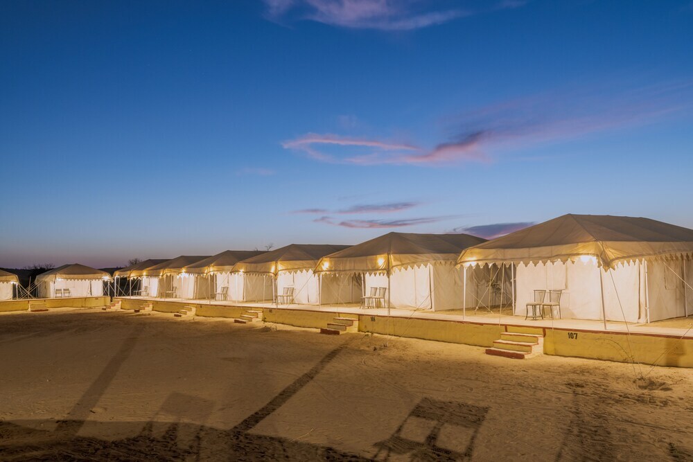 Государственный заповедник Desert National Park: Royal Pavilion Camps