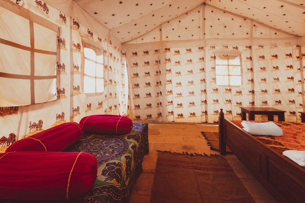 Государственный заповедник Desert National Park: Royal Pavilion Camps