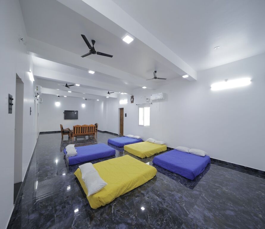 Нойда: APK Farm House