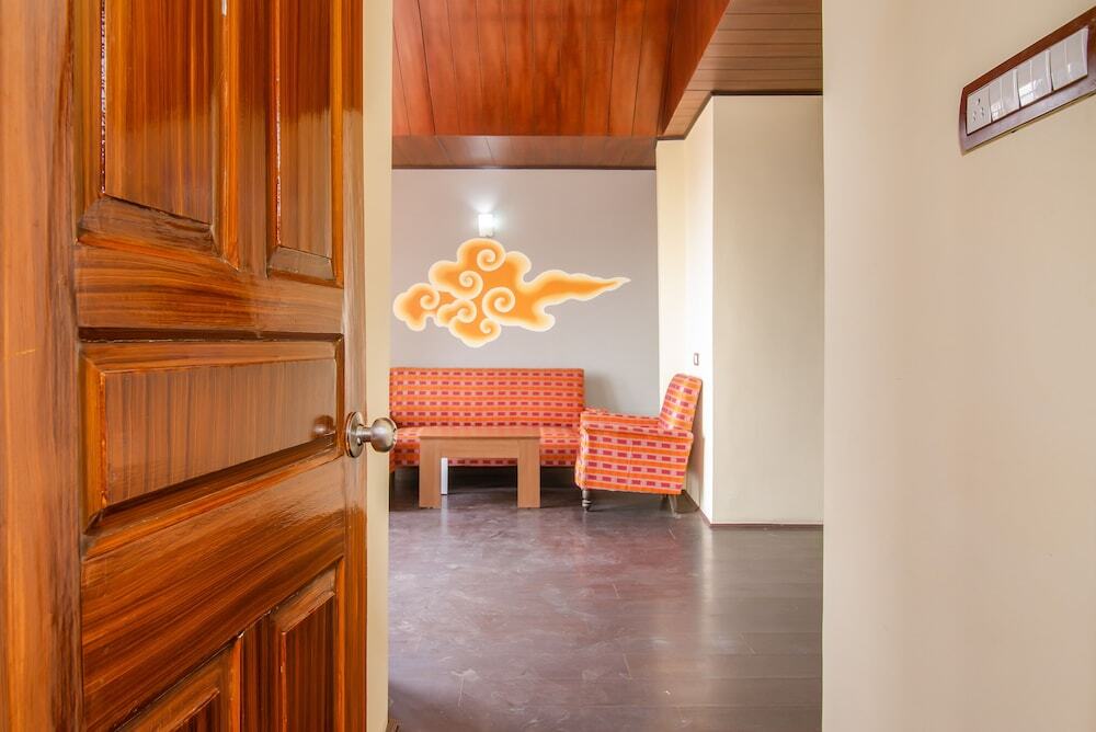 Гангток: Muscatel Grand Silkroute 300 Mts MG Marg
