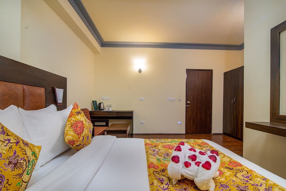 Гангток: Muscatel Grand Silkroute 300 Mts MG Marg