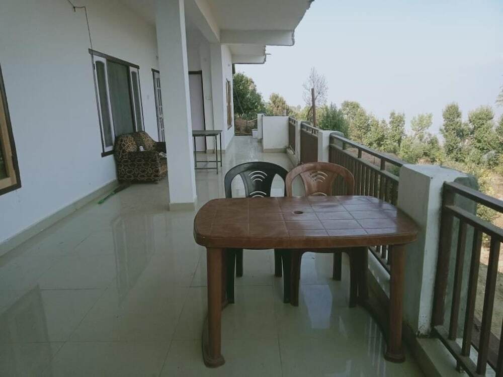Раникхет: Jfr Studio Apartments Kausani