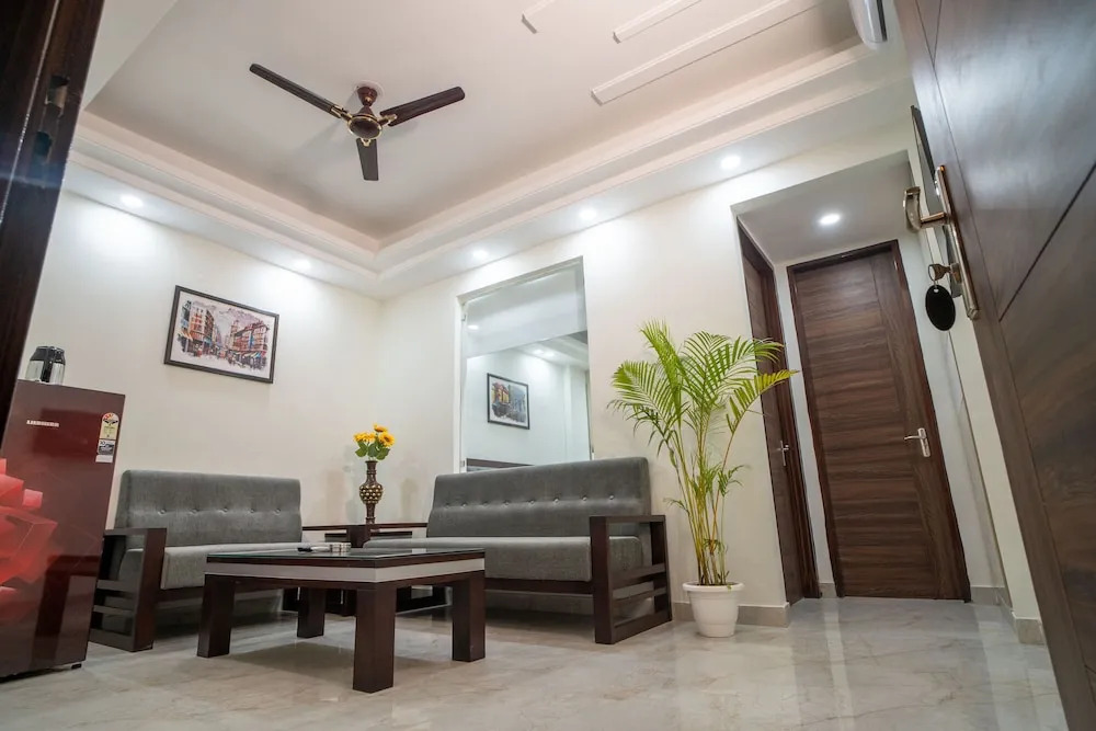 Гуруграм: The Lodgers 1 BHK Serviced Apartment