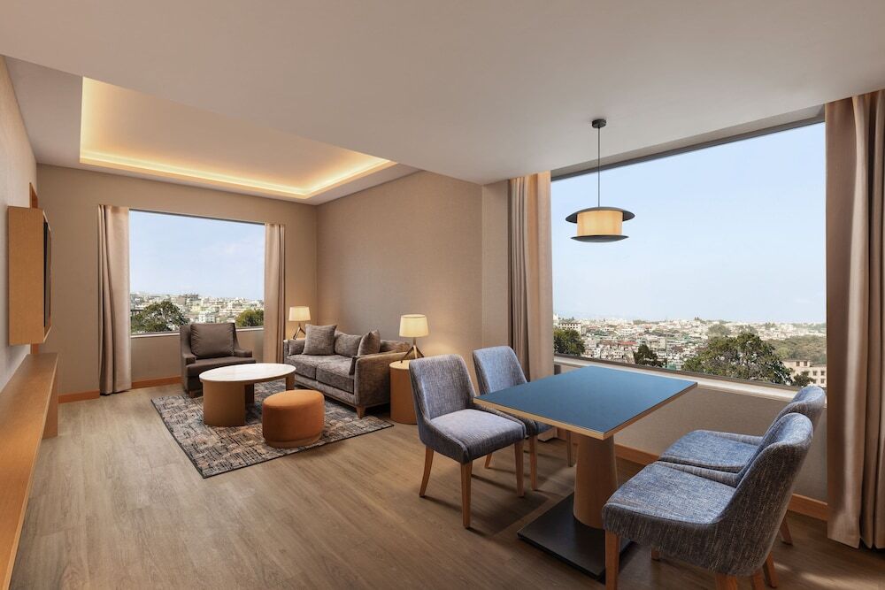 Шиллонг: Courtyard By Marriott Shillong