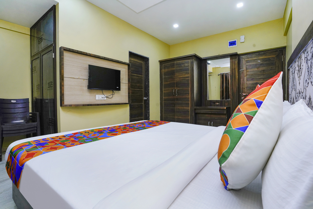 Тхане: Fabhotel Bhiwandi Palace