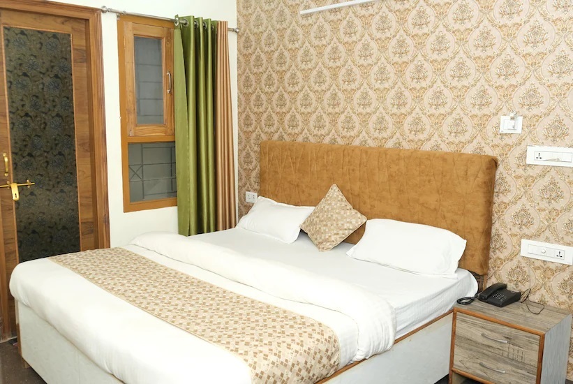 Праяградж: Hotel Aman