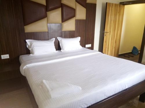 Тезпур: Aditya's Hotel Bikram