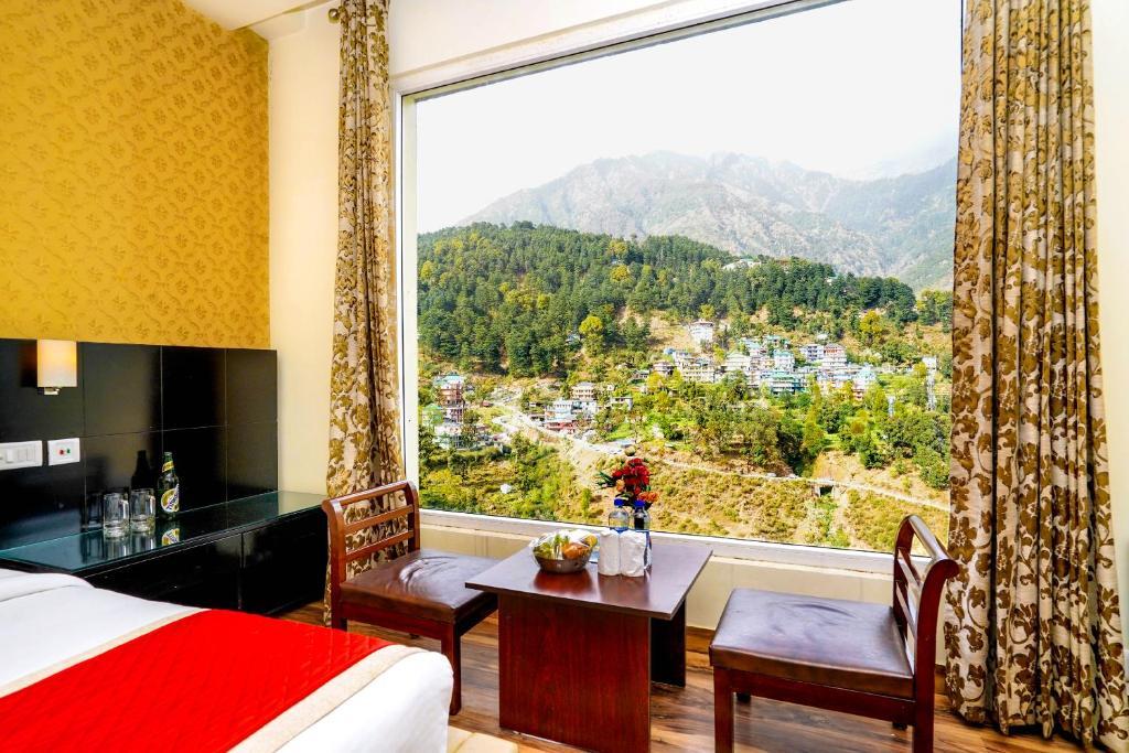 Дармсала: Hotel Vaikunth Mcleodganj Centrally Heated And Air Cooled