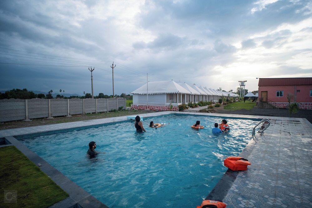 Гарудешвар: The Royal Heritage Tent Resort - Statue Of Unity