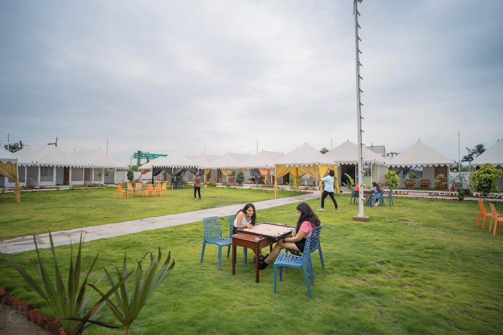 Гарудешвар: The Royal Heritage Tent Resort - Statue Of Unity