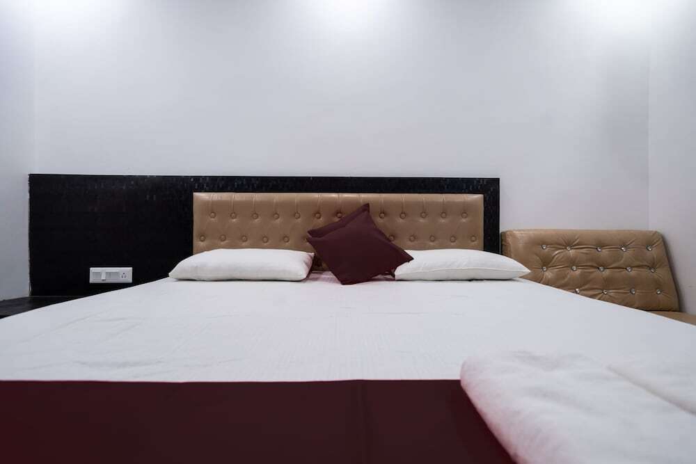 Горакхпур: Nova Inn