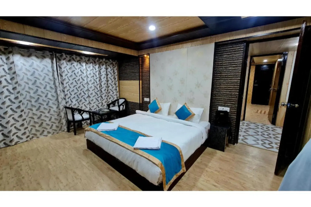 Каргил: Hotel D Indian Kargil