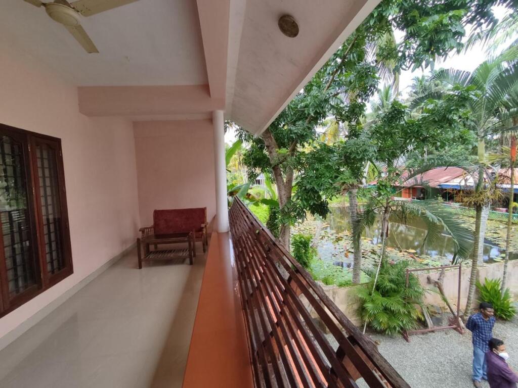 Ковалам: Hotel Coco Beach Kovalam
