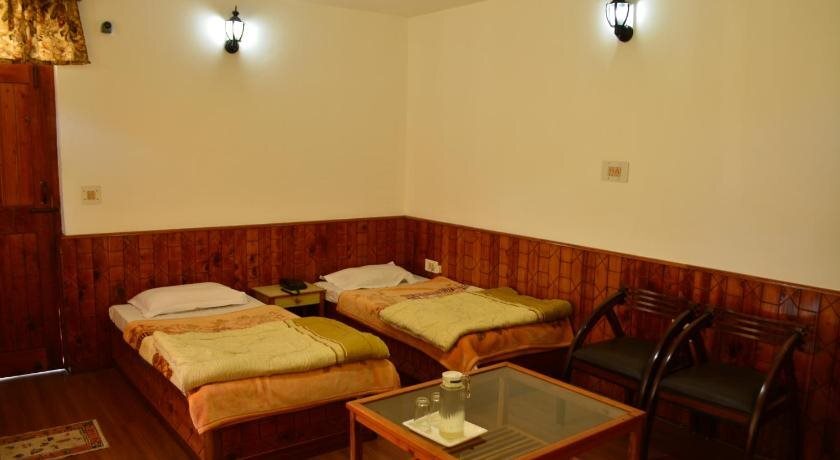 Манали: Dragon Inn Manali