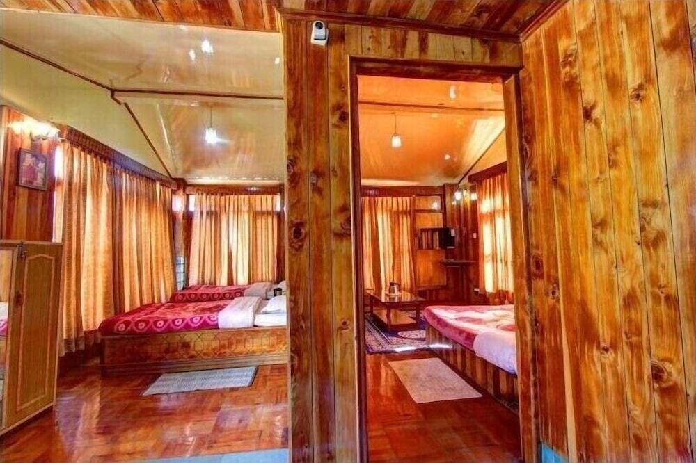 Манали: Dragon Inn Manali