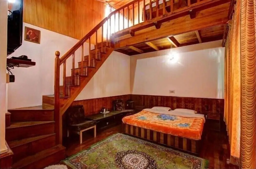 Манали: Dragon Inn Manali