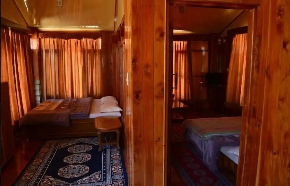 Манали: Dragon Inn Manali