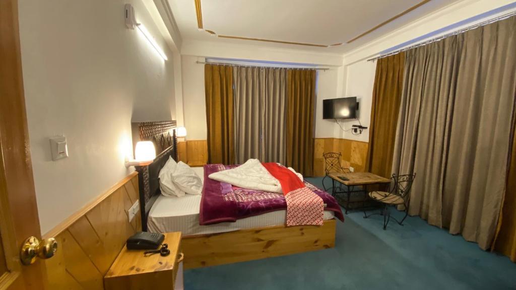 Манали: Hotel Shubh Dev