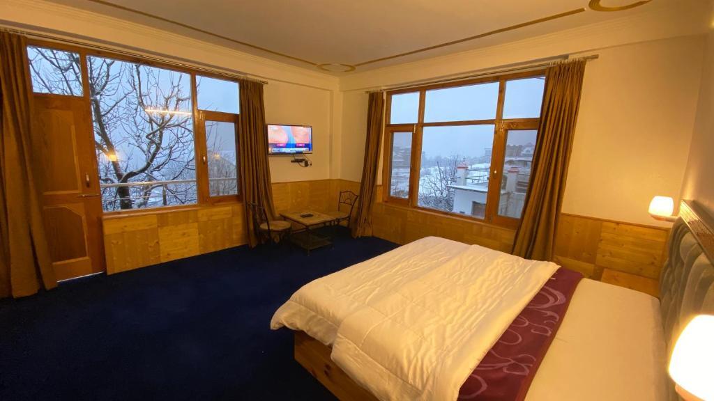Манали: Hotel Shubh Dev