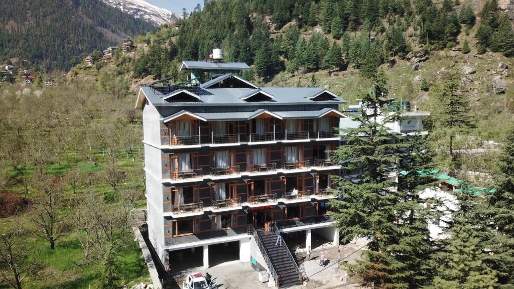 Манали: Hotel Mountain Pearl
