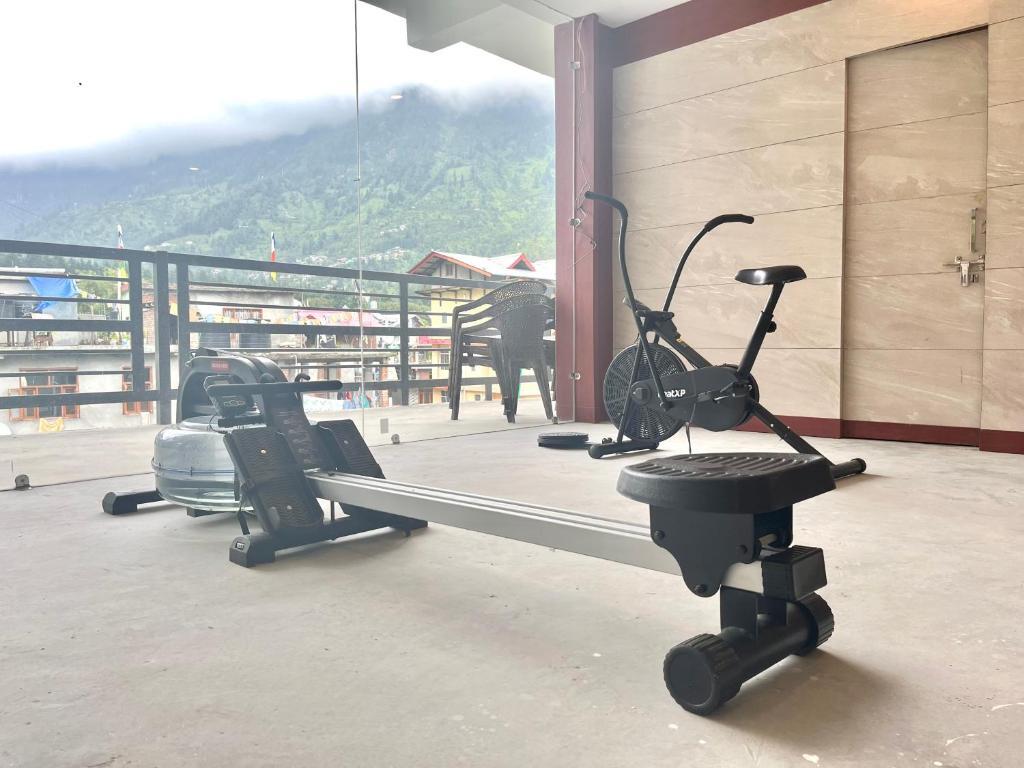 Манали: Vista Hill Resort- Centrally Heated & Air Cooled Resort, Manali