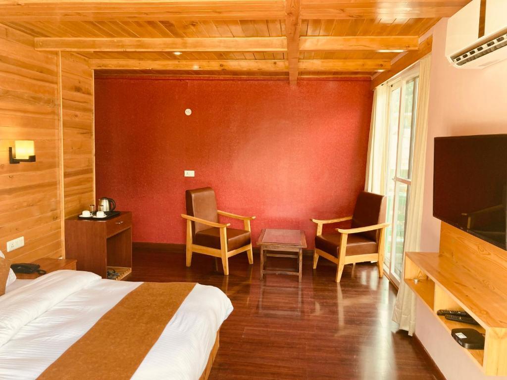 Манали: Vista Hill Resort- Centrally Heated & Air Cooled Resort, Manali