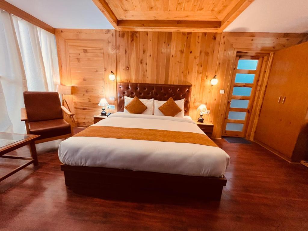Манали: New Vistas Inn - Five Star Luxury Hotel Near Mall Road Manali