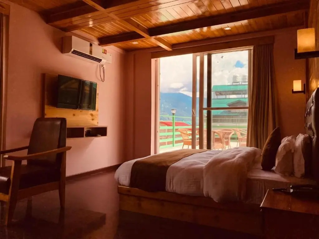 Манали: New Vistas Inn - Five Star Luxury Hotel Near Mall Road Manali