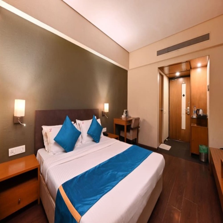 Мумбаи: The Legend Hotel