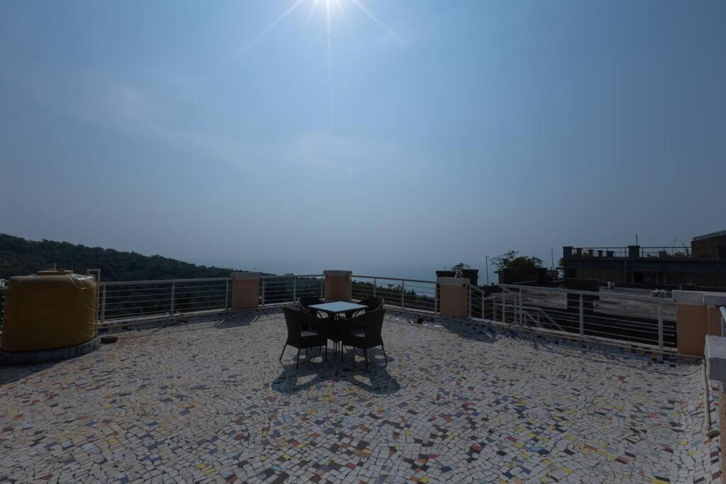Даполи: Lotus 3BHK by SoulStays