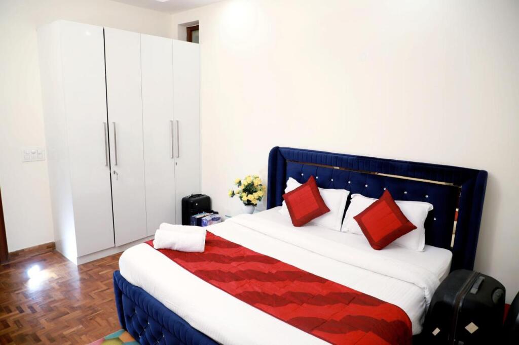 2Bhk Fortune Home,E28 1A Saket Near Max Hospital,Pvr — фото 3