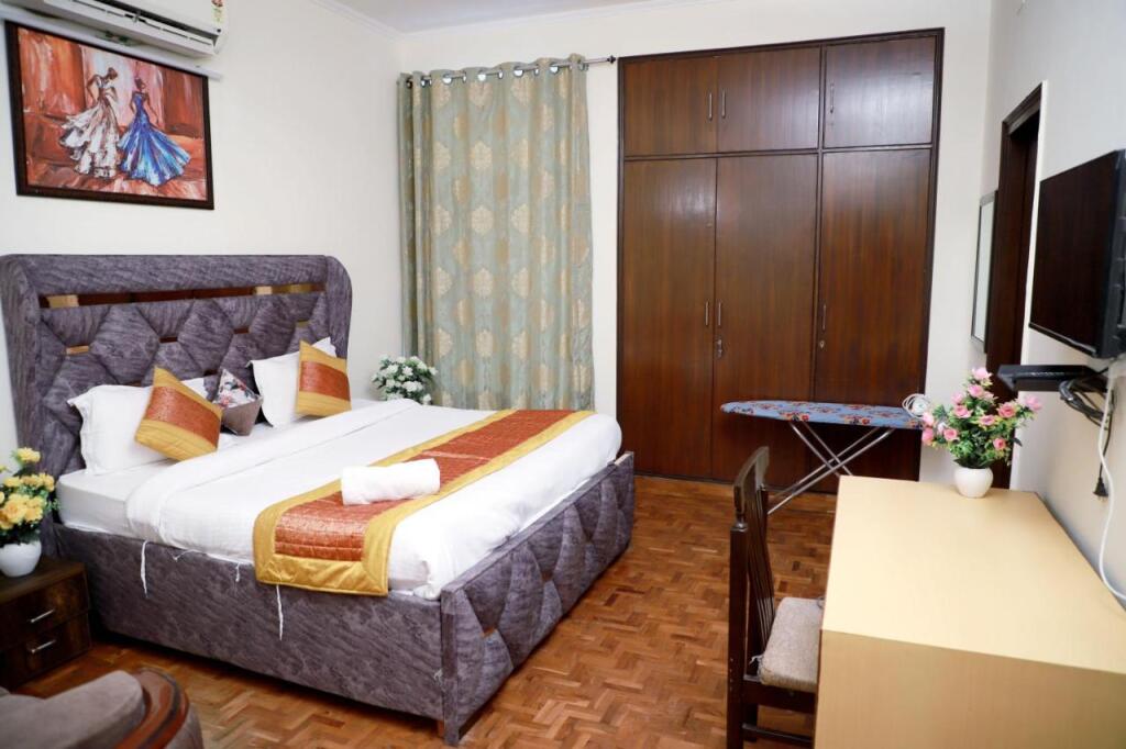 2bhk Fortune Home,E28 1a Saket Near Max Hospital,Pvr — фото 4
