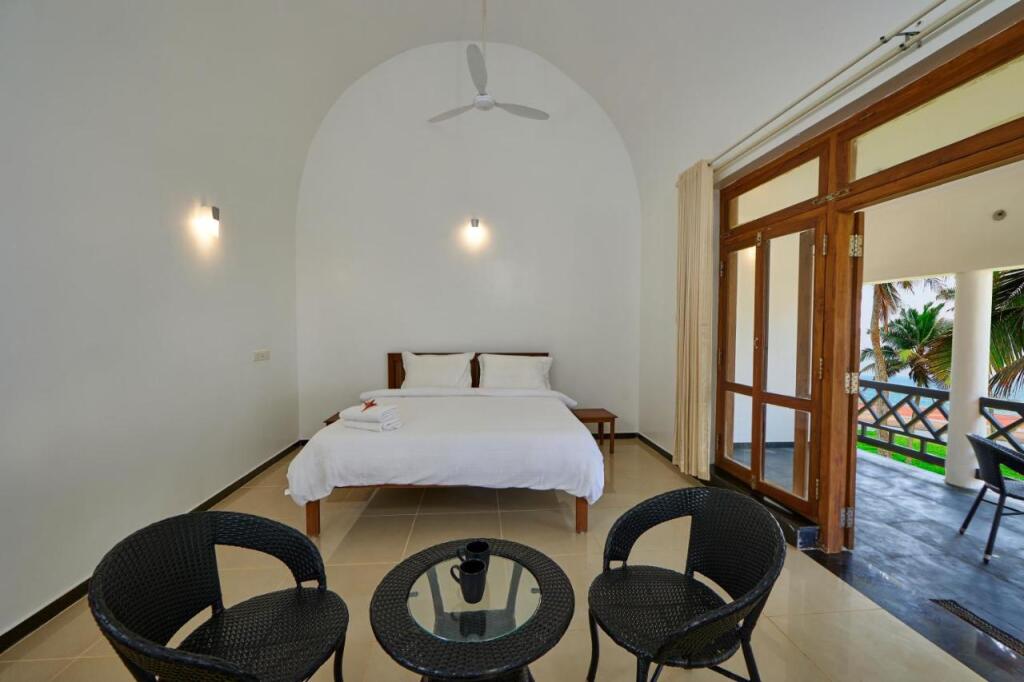 Neyyattinkara: Paraikal Beach Resort